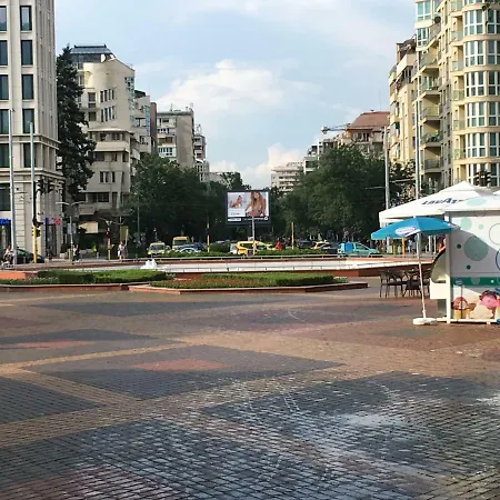Луксозен Апартамент “Южен Парк” Apartment Sofia