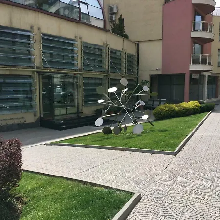 Луксозен Апартамент “Южен Парк” Apartment *