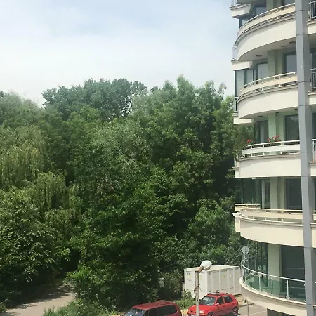 Луксозен Апартамент “Южен Парк”