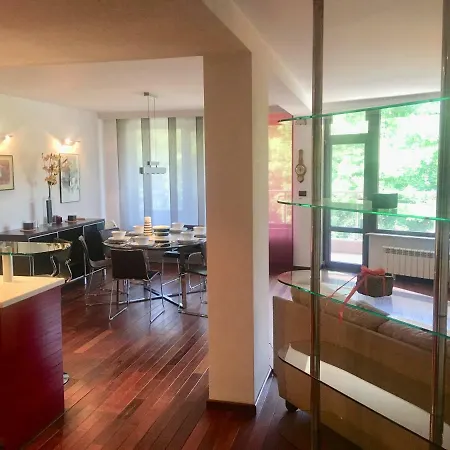 Apartment Луксозен Апартамент “Южен Парк” *